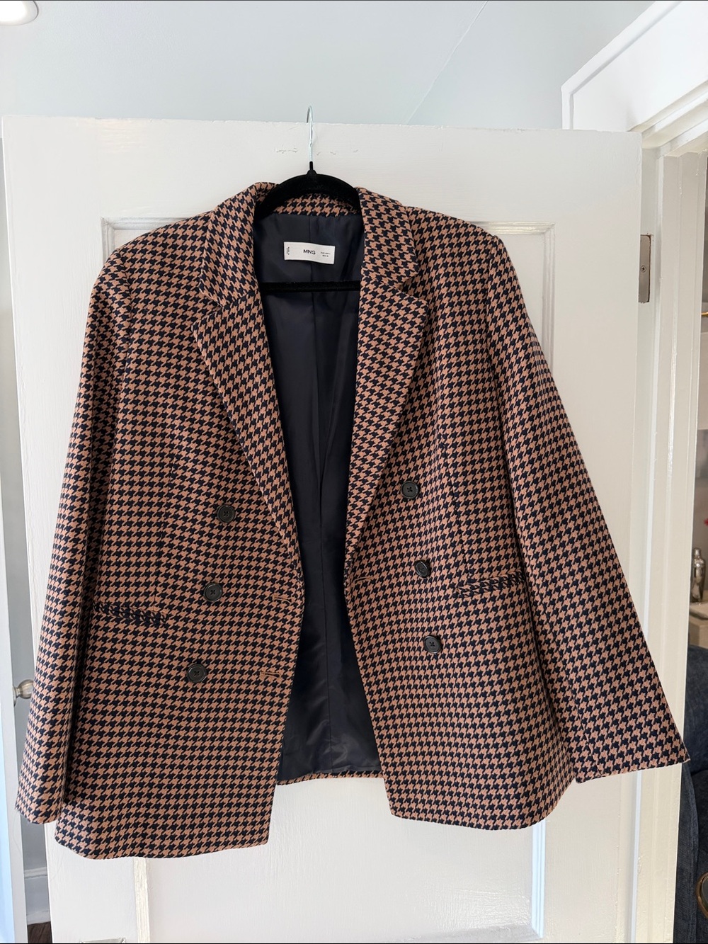 Mango Double-Breasted Houndstooth Blazer in Brown and Black